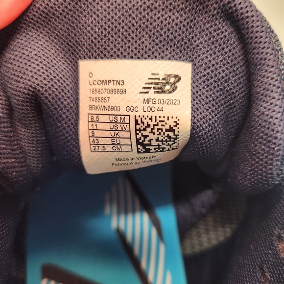 New Balance COMP v3 Baseball Cleats Men's 9.5 Navy White FuelCell BRAND NEW - Picture 9 of 9